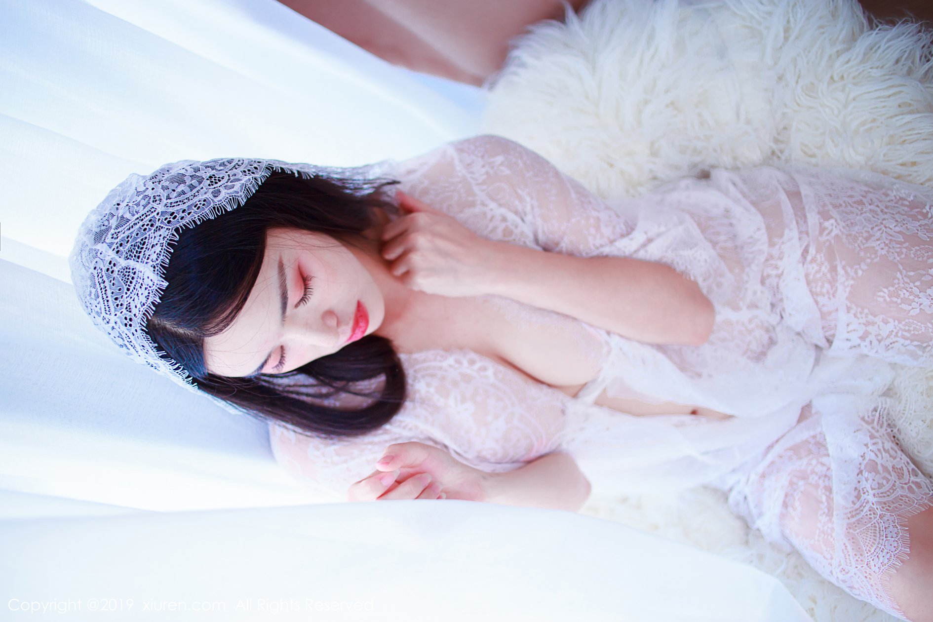 [XIUREN秀人网] 2019.10.10 NO.1715 金静熙 [50P-200MB]