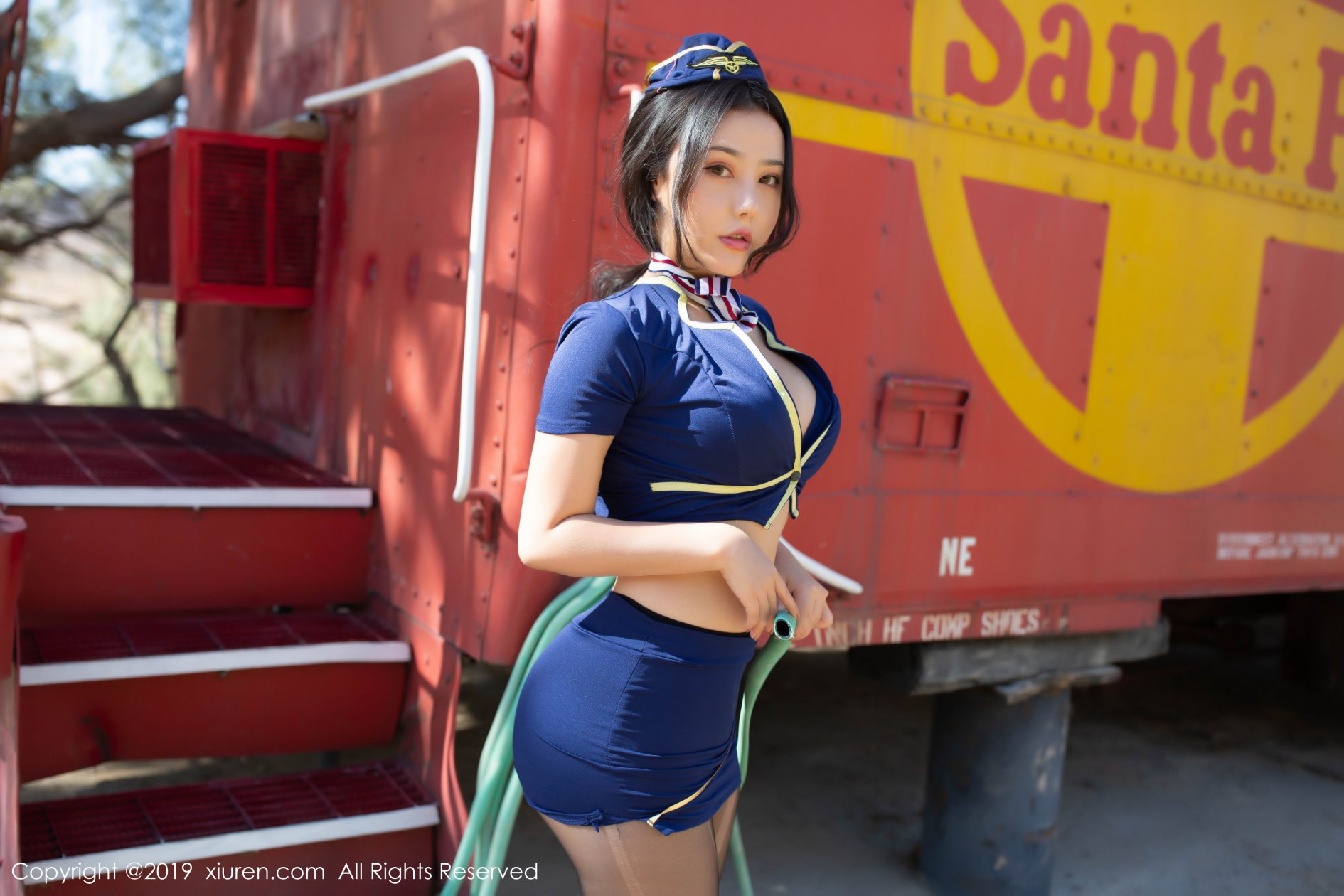 [XIUREN秀人网] 2019.10.28 NO.1755 Manuela玛鲁娜 [45P-135MB]