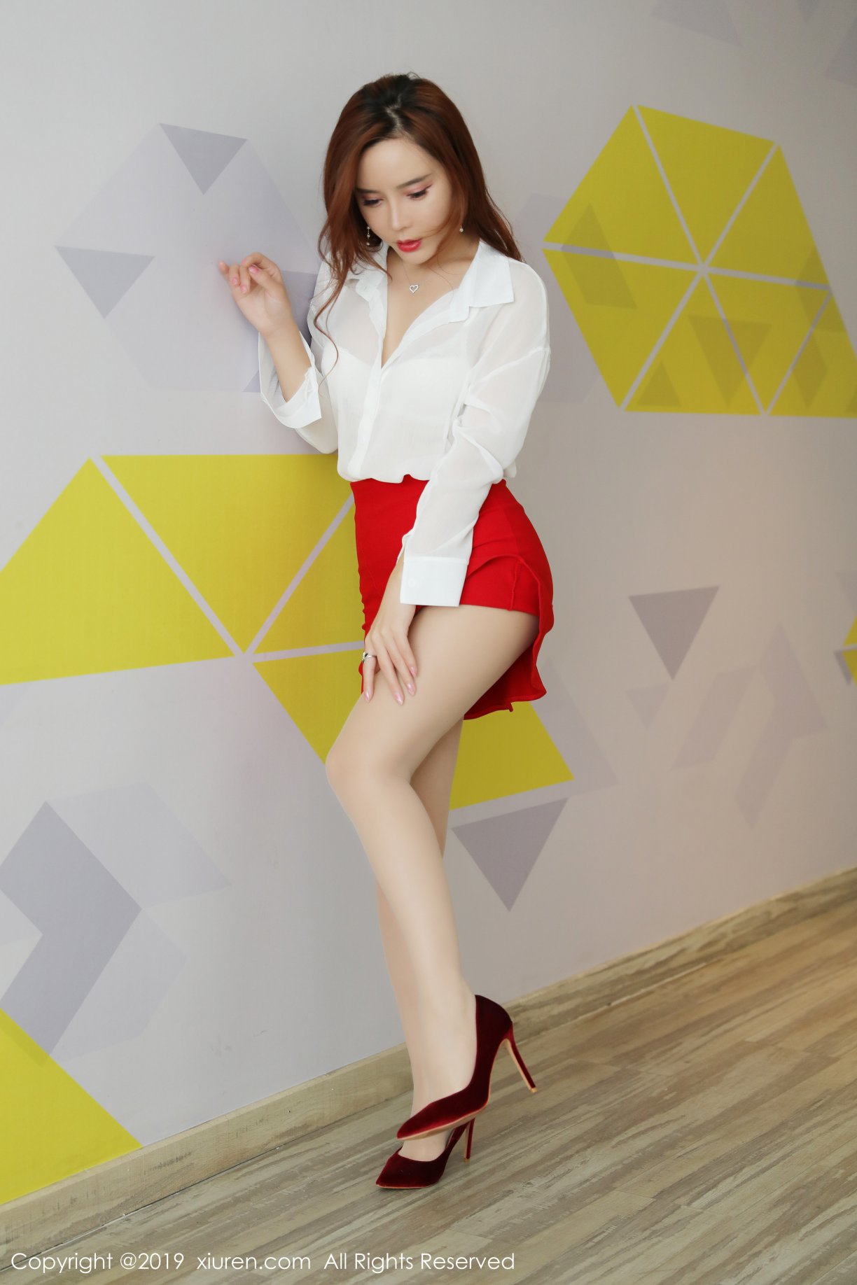 [XIUREN秀人网] 2019.12.25 NO.1879 艾小青 [49P-98MB]