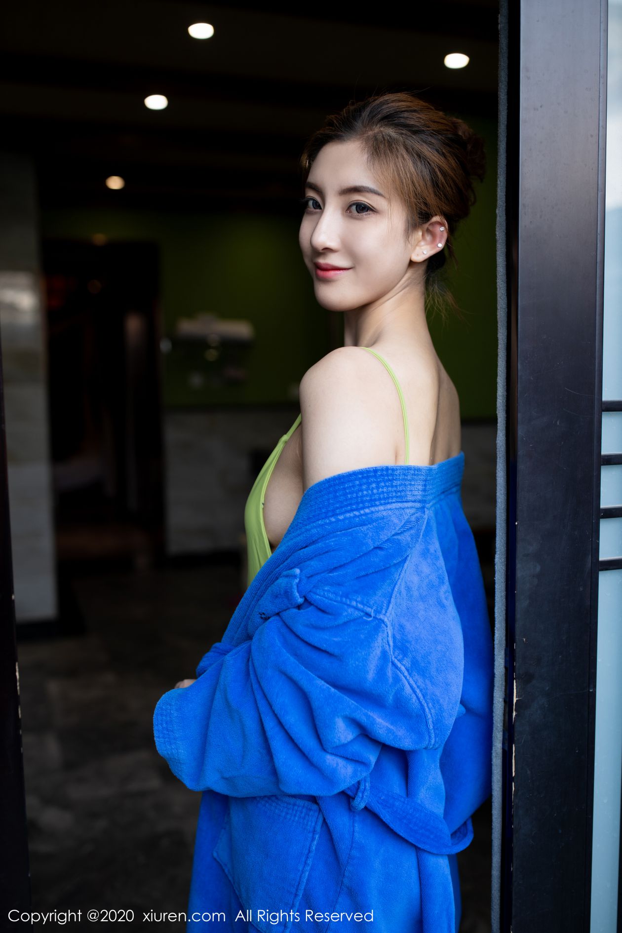 [XIUREN秀人网] 2020.04.30 NO.2207 林文文yooki [56P-196MB]