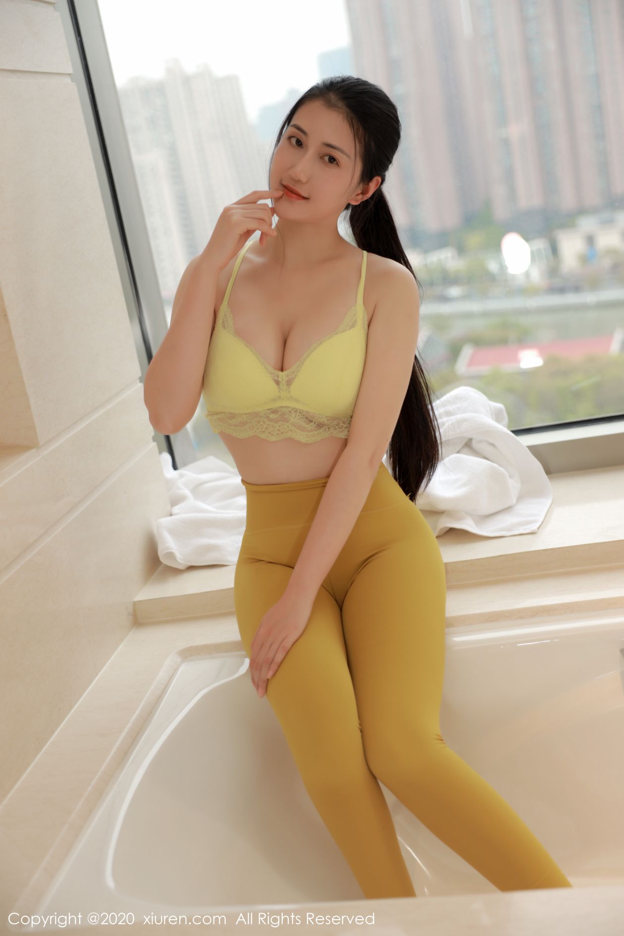 [XIUREN秀人网] 2020.05.05 NO.2214 e宝小野猫 [38P-79MB]