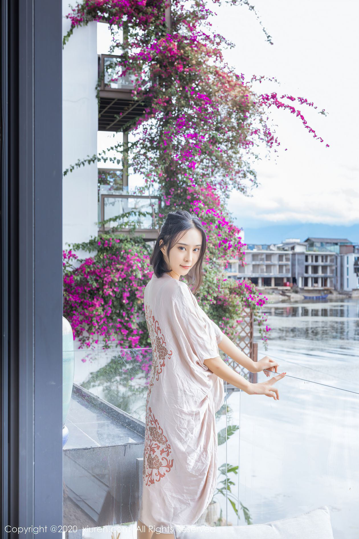 [XIUREN秀人网] 2020.08.11 NO.2426 蓝夏Akasha [46P-435MB]