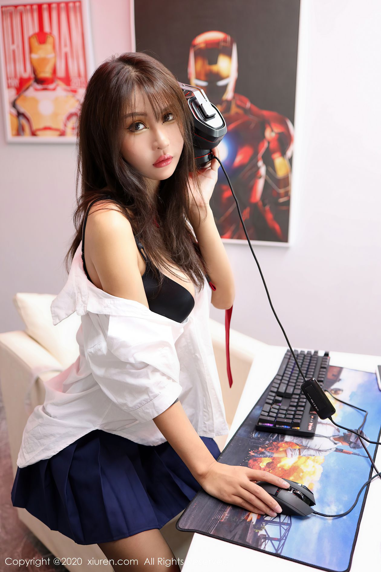 [XIUREN秀人网] 2020.08.19 NO.2461 Emily顾奈奈 [90P-862MB]
