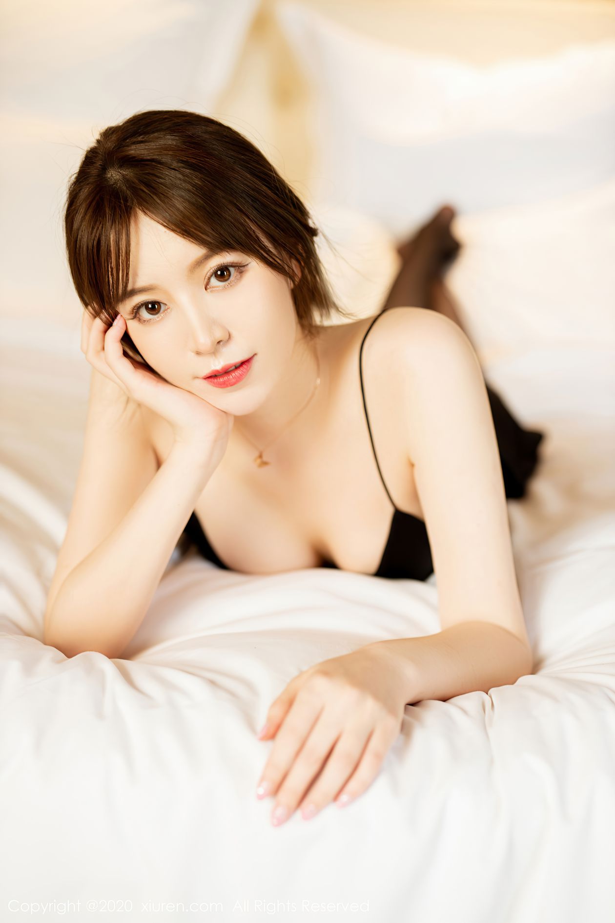 [XIUREN秀人网] 2020.08.25 NO.2483 yoo优优 [45P-404MB]