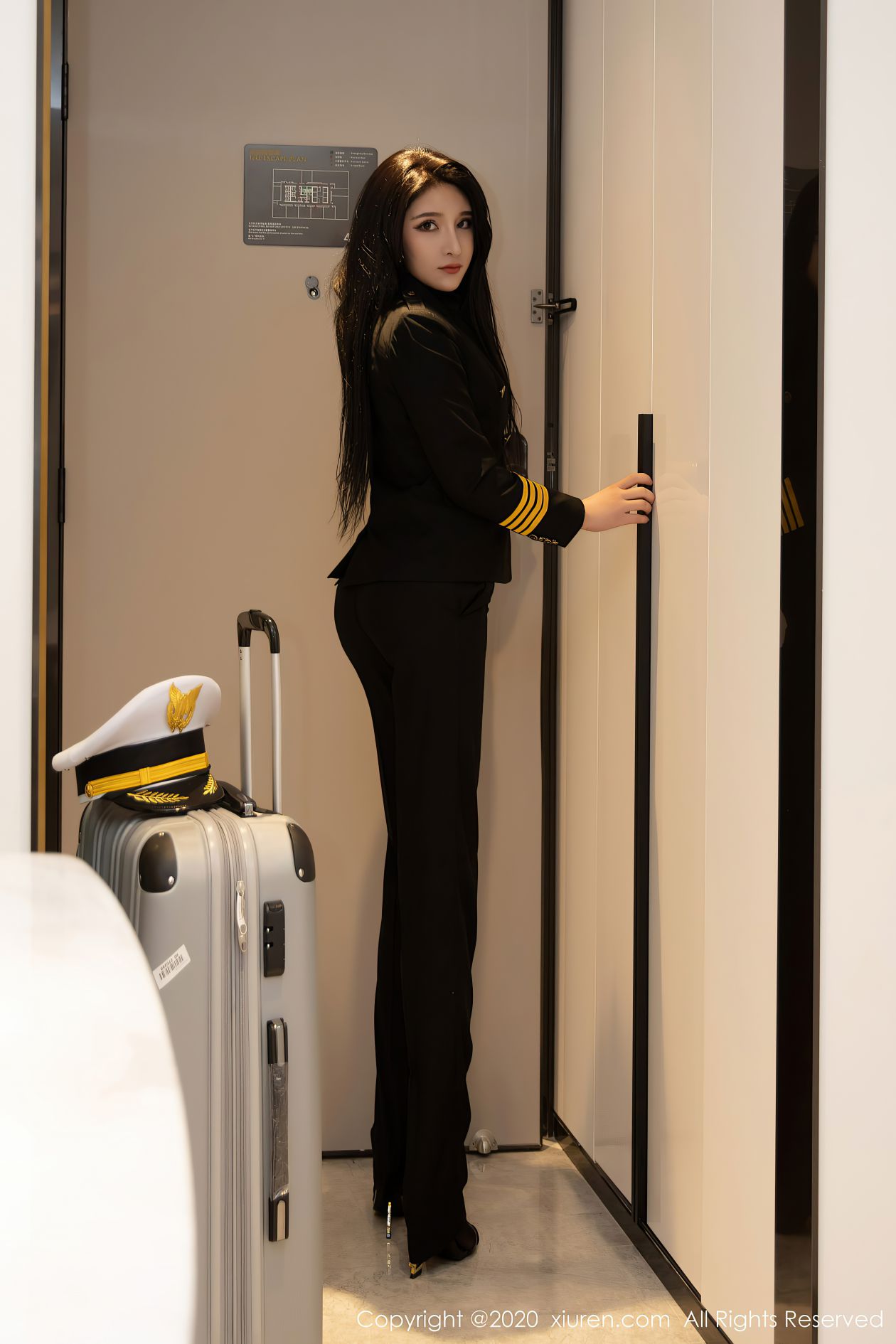 [XIUREN秀人网] 2020.08.25 NO.2484 蛛蛛妹妹 [59P-539MB]