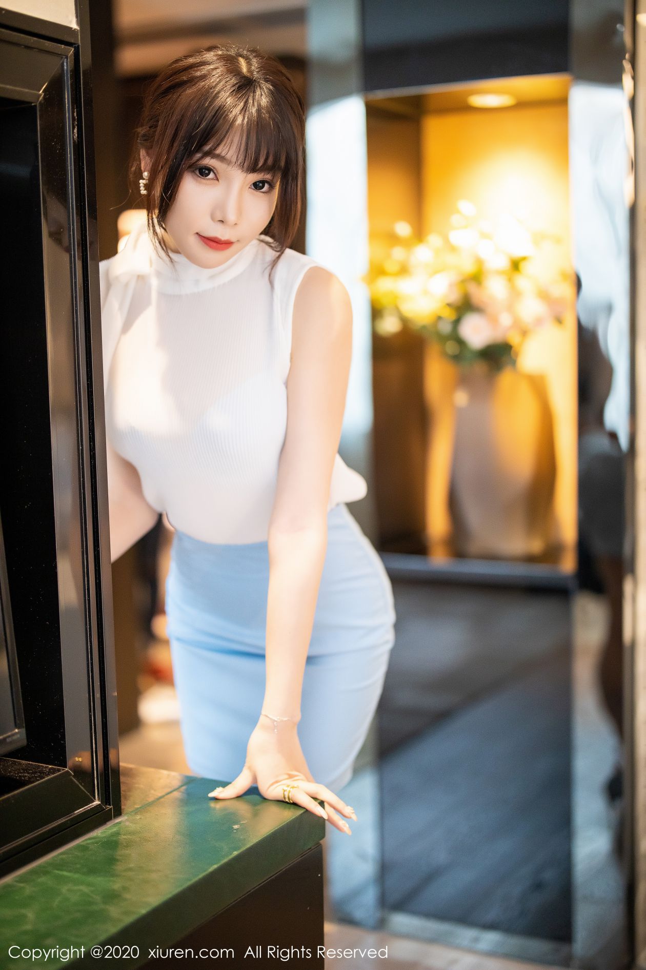 [XIUREN秀人网] 2020.03.27 NO.2107 芝芝Booty [100P-594MB]