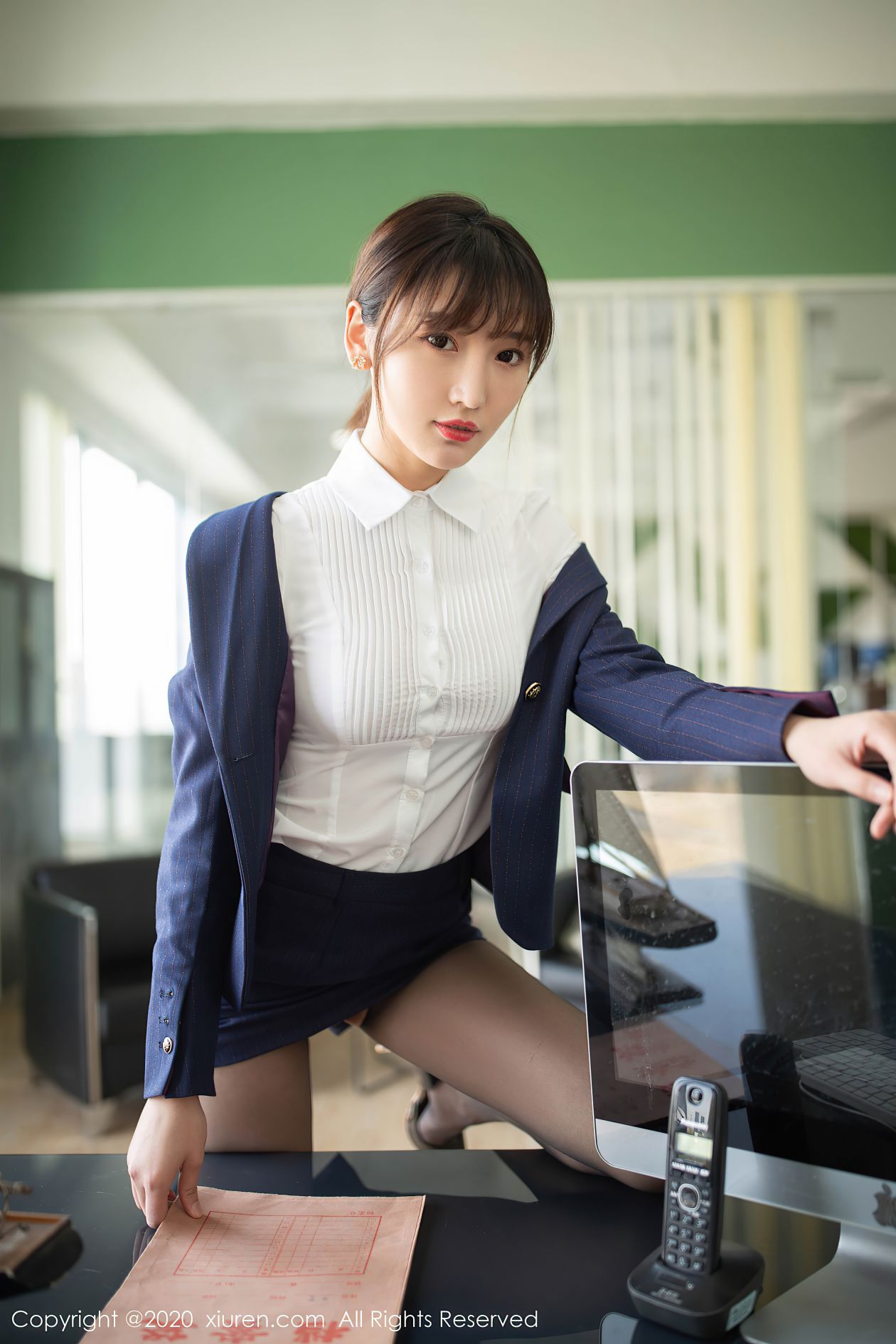[XIUREN秀人网] 2020.09.18 NO.2577 陆萱萱 [76P-733MB]