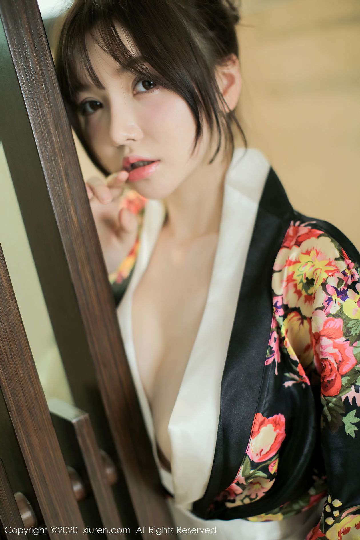 [XIUREN秀人网] 2020.09.21 NO.2581 糯美子Mini [43P-439MB]