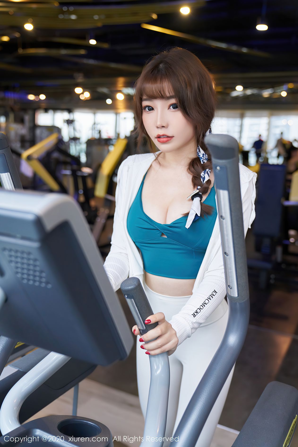 [XIUREN秀人网] 2020.09.22 NO.2589 芝芝Booty [78P-794MB]