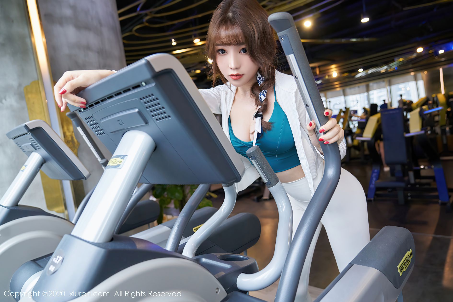 [XIUREN秀人网] 2020.09.22 NO.2589 芝芝Booty [78P-794MB]