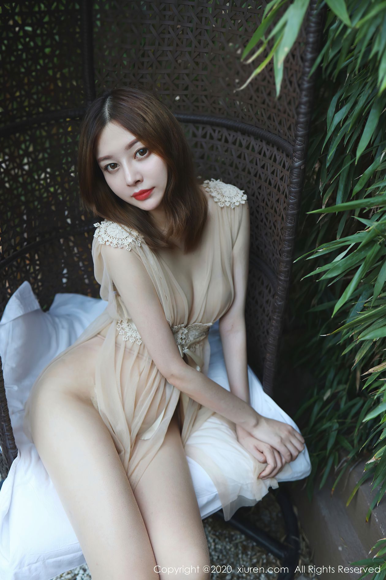[XIUREN秀人网] 2020.09.30 NO.2623 樱花Elsa [48P-522MB]