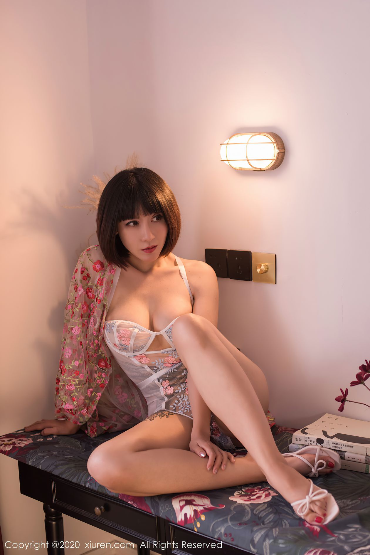[XIUREN秀人网] 2020.10.15 NO.2654 安妮斯朵拉_Ann [53P-505MB]