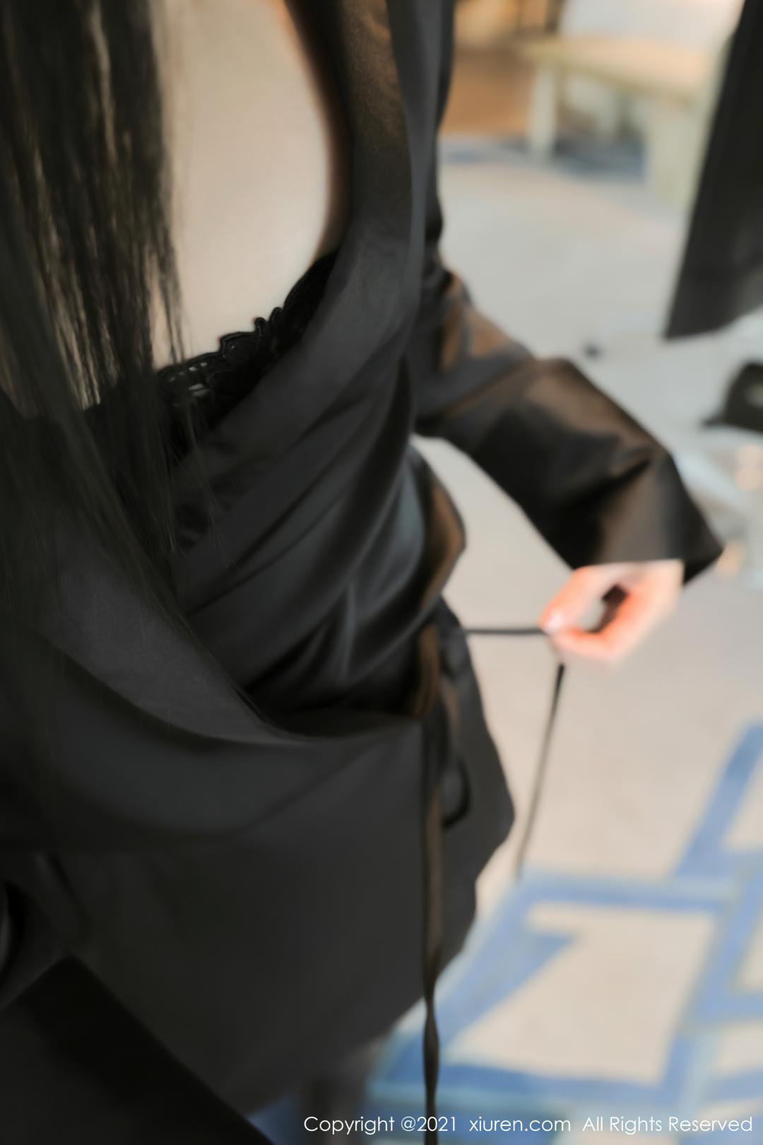 [XIUREN秀人网] 2021.08.17 NO.3806 闫璐璐 [40P-329MB]