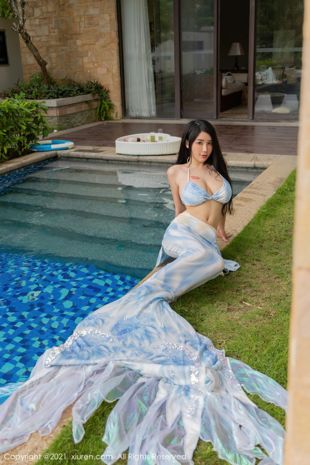 [XIUREN秀人网] 2021.08.25 NO.3849 美七 Mia [42P-448MB]
