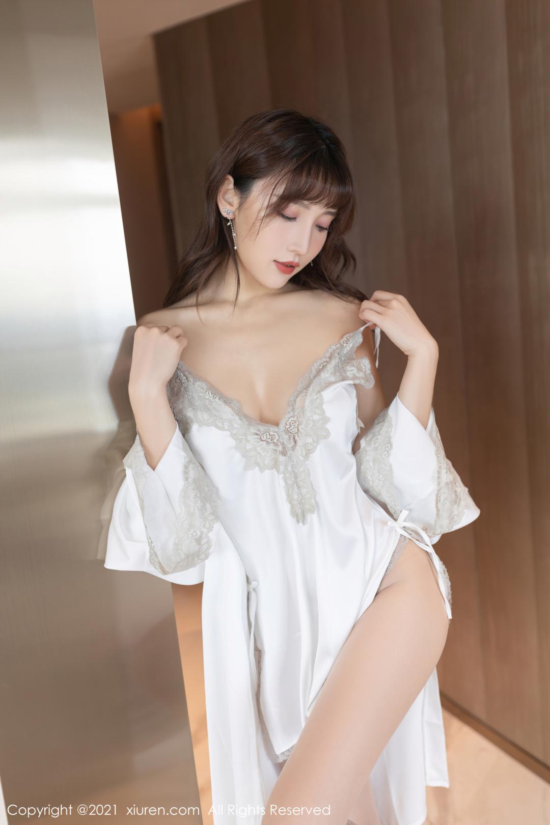 [XIUREN秀人网] 2021.08.26 NO.3861 陆萱萱 [88P-624MB]