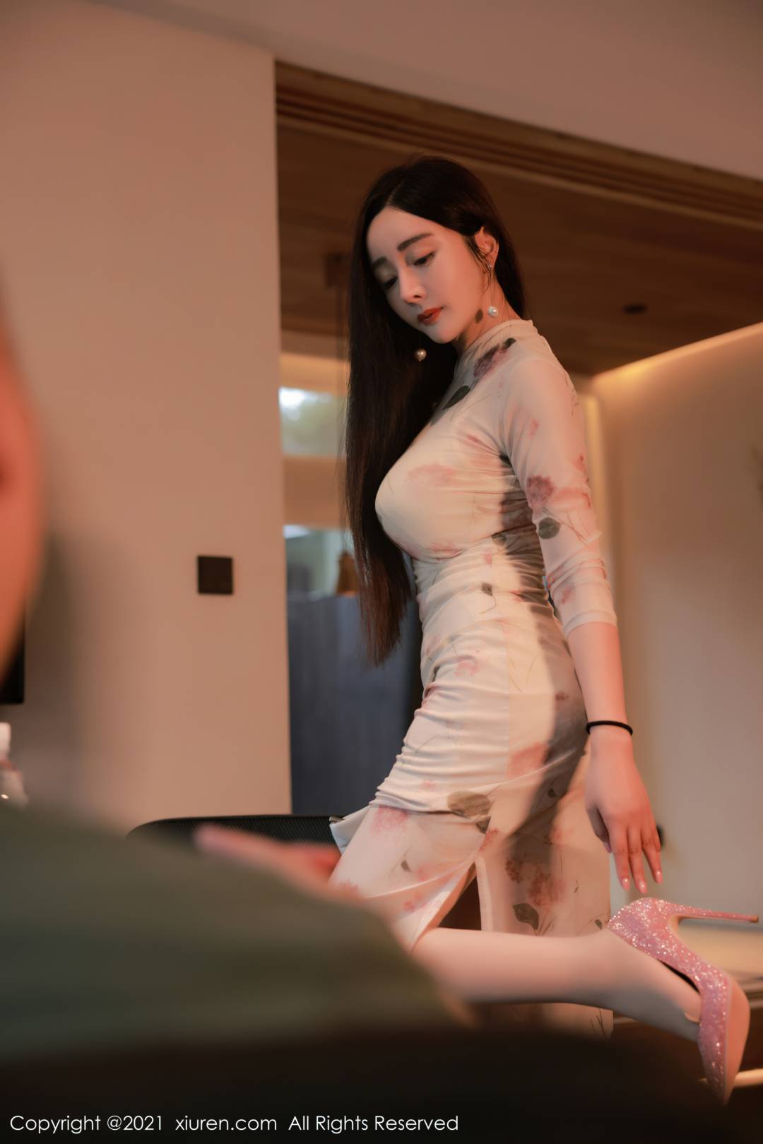 [XIUREN秀人网] 2021.09.27 NO.4002 允爾 [82P-665MB]