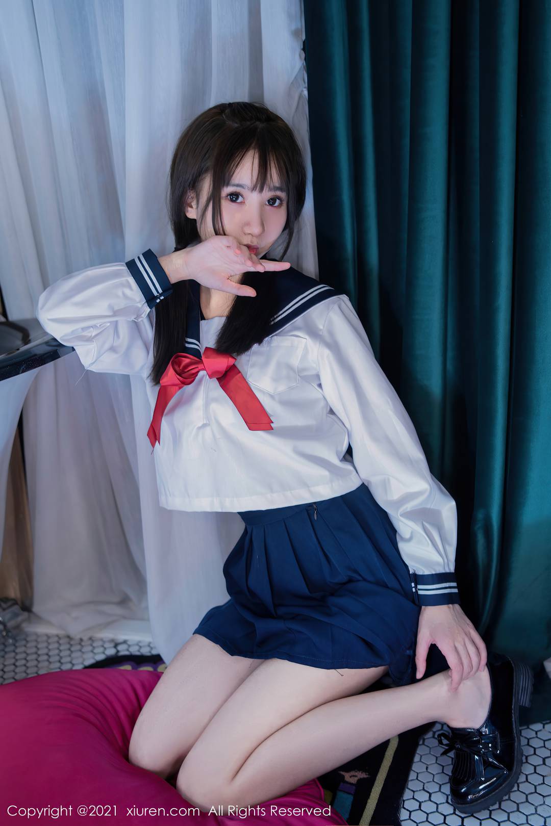 [XIUREN秀人网] 2021.10.25 NO.4108 小果冻儿 [40P-391MB]