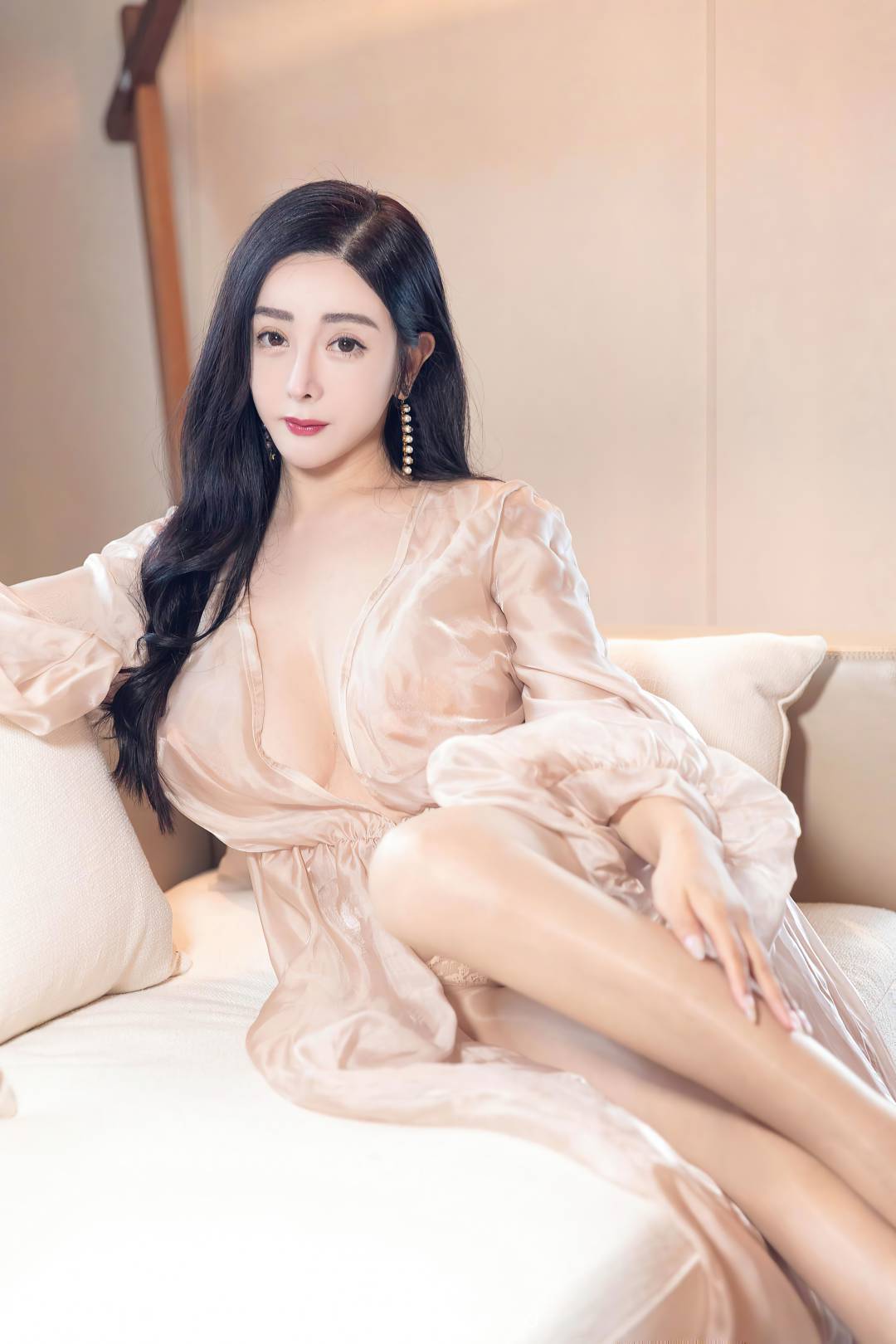 [XIUREN秀人网] 2021.10.27 NO.4129 允爾 [54P-507MB]