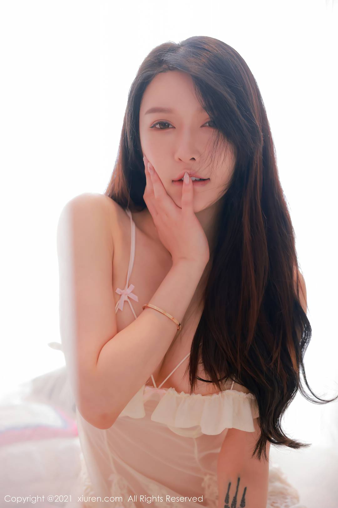 [XIUREN秀人网] 2021.11.03 NO.4160 玉兔miki [49P-408MB]