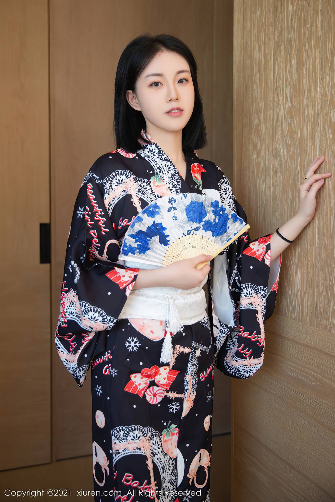 [XIUREN秀人网] 2021.12.08 NO.4313 一颗甜蛋黄a [81P-884MB]