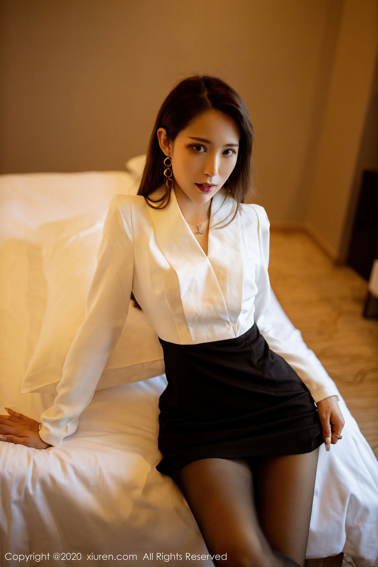 [XIUREN秀人网] 2020.10.16 NO.2662 周慕汐fairy [50P-453MB]