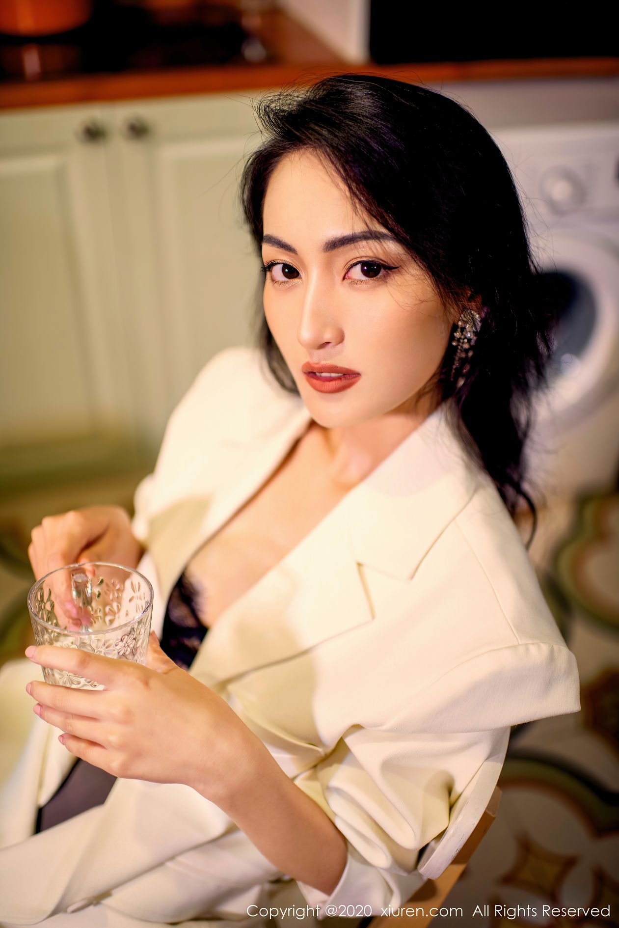 [XIUREN秀人网] 2020.10.30 NO.2718 陈舒羽 [66P-635MB]
