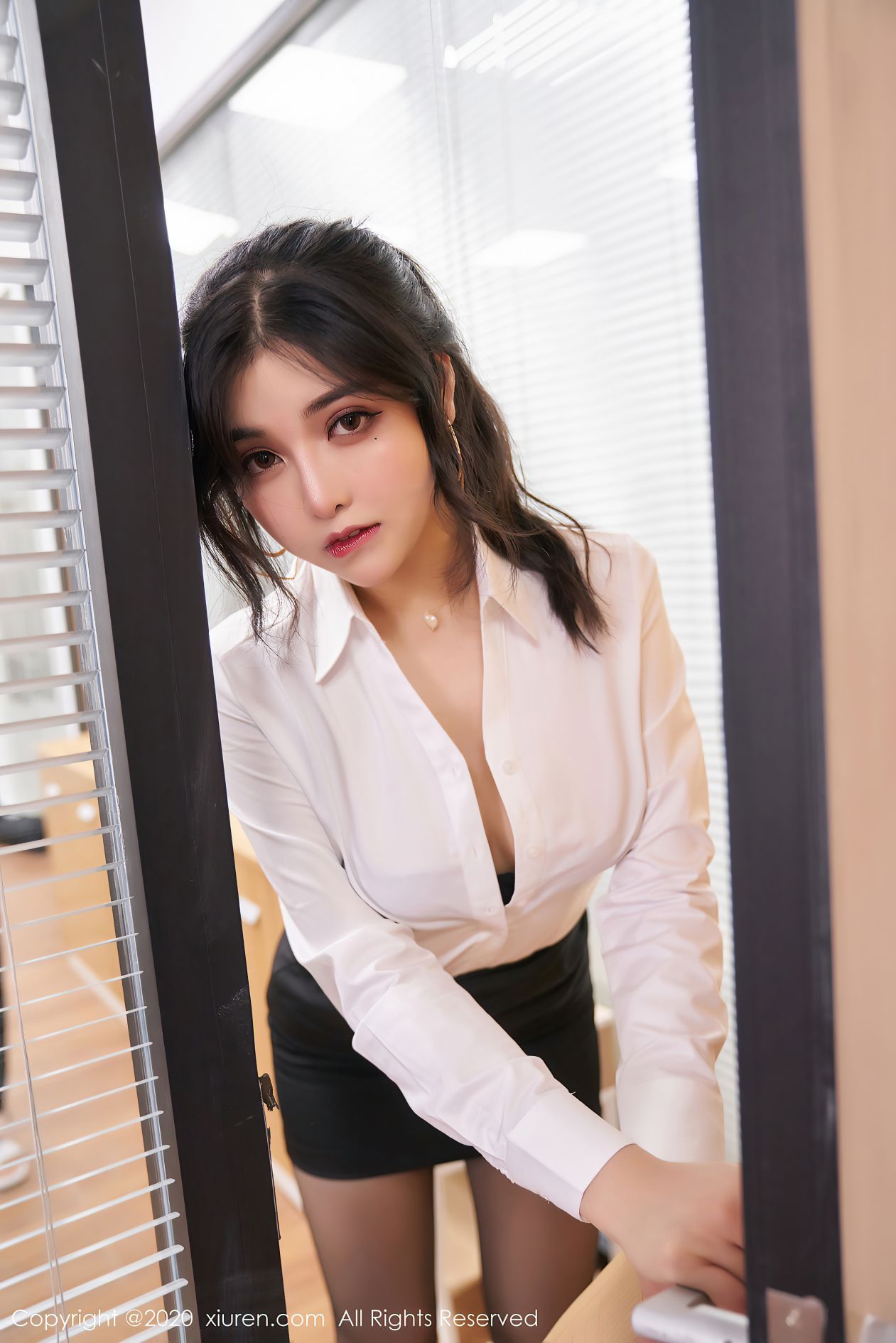 [XIUREN秀人网] 2020.11.11 NO.2768 韩静安 [47P-460MB]