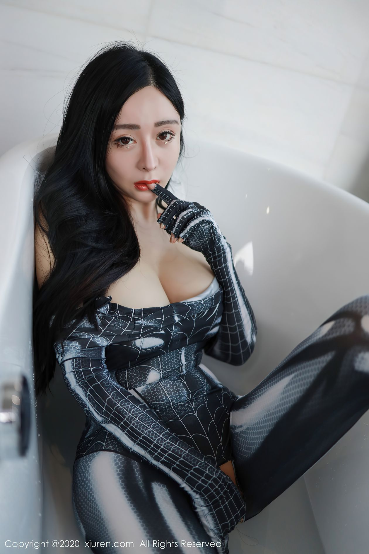 [XIUREN秀人网] 2020.12.29 NO.2951 允爾 [51P-473MB]