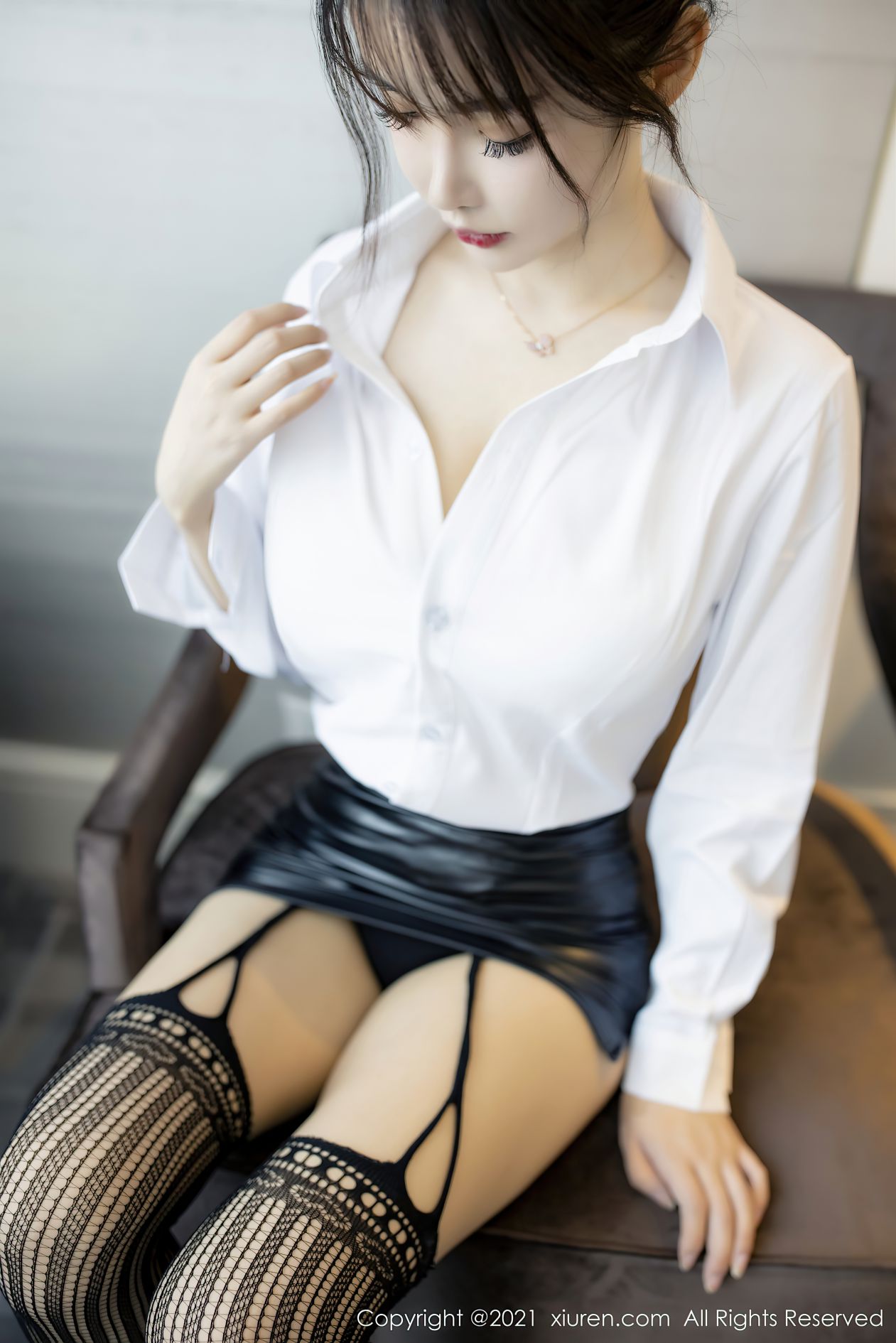 [XIUREN秀人网] 2021.01.06 NO.2976 南初妹妹 [53P-494MB]