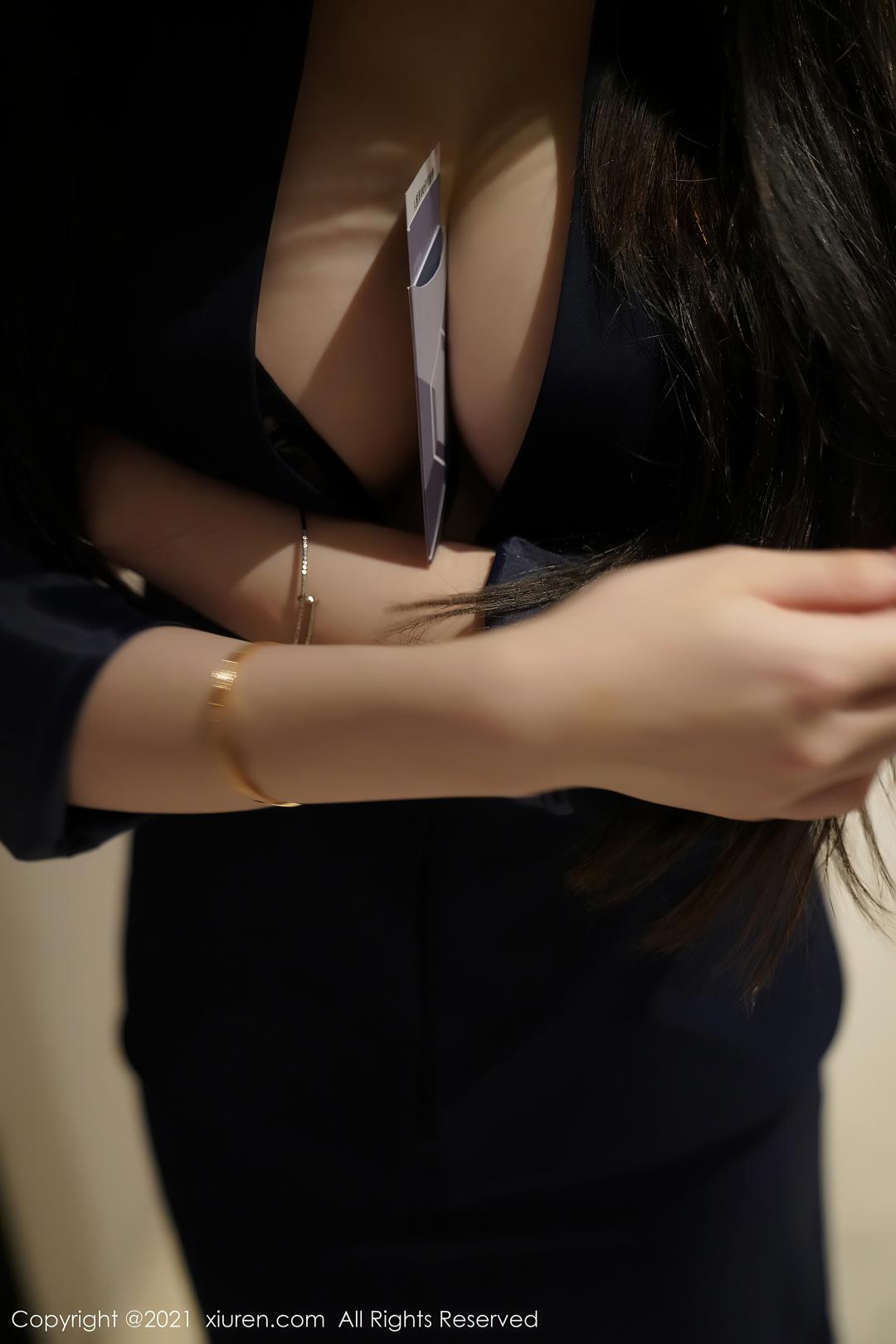 [XIUREN秀人网]2021.01.26 NO.3043 玉兔miki[80P-713MB]