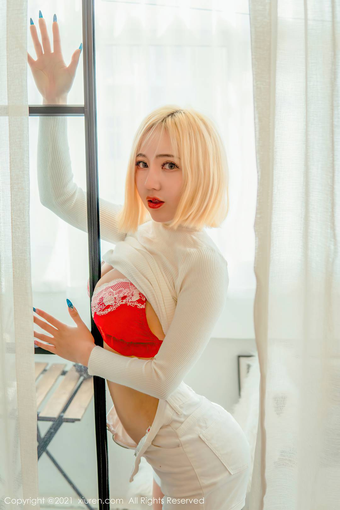 [XIUREN秀人网] 2021.04.22 NO.3329 文静儿 [62P-638MB]