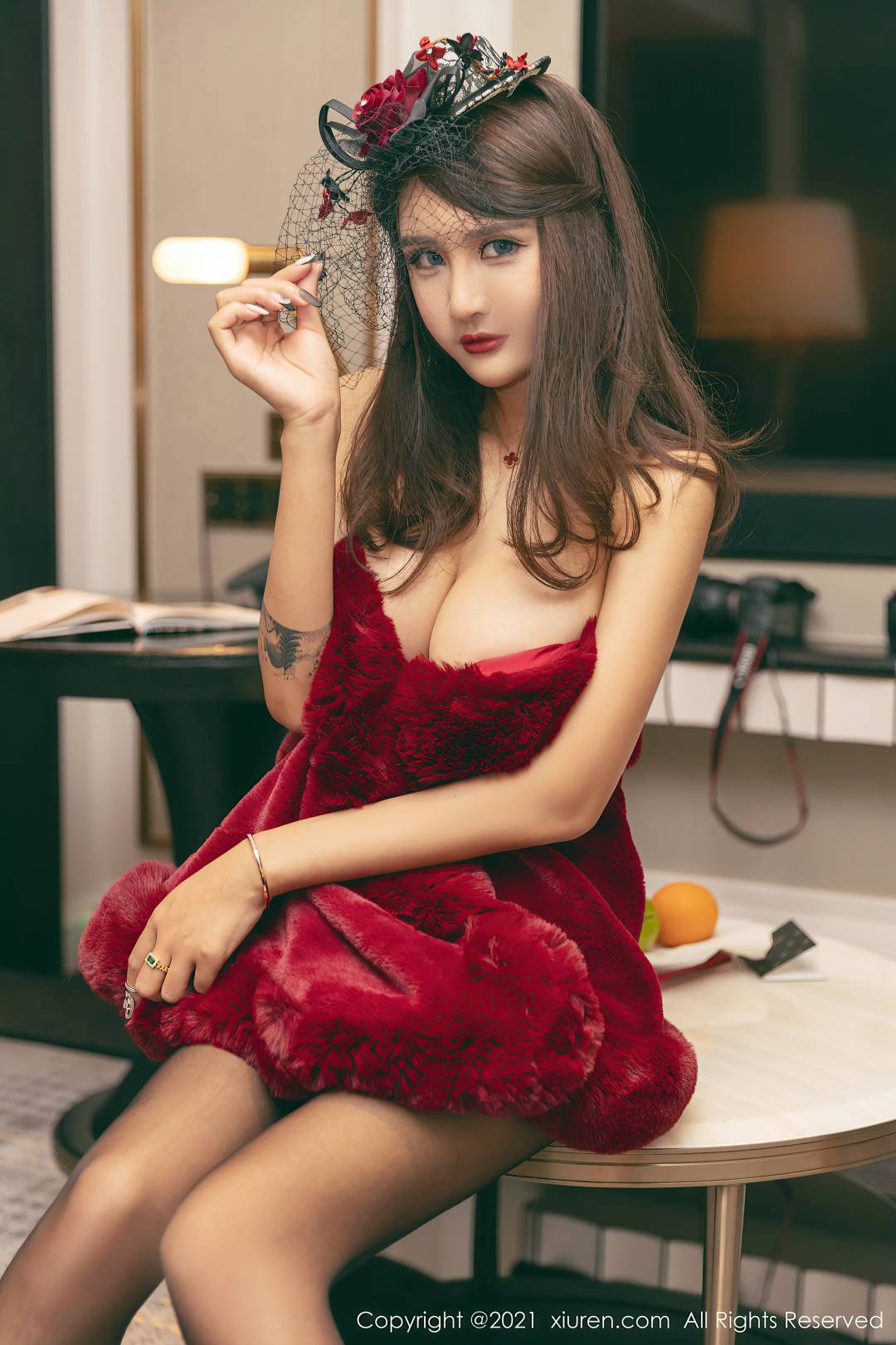 [XIUREN秀人网] 2021.06.16 NO.3548 Emily尹菲 [60P-705MB]