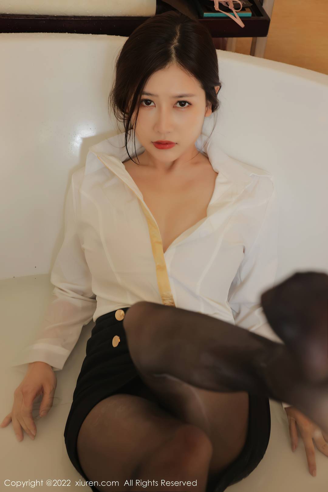 [XIUREN秀人网] 2022.01.17 NO.4472 尹甜甜 [82P-704MB]