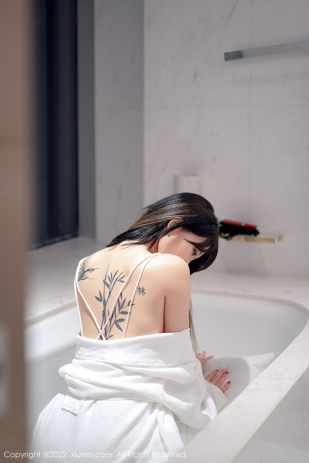 [XIUREN秀人网] 2022.02.21 NO.4611 奶瓶. [55P-438MB]