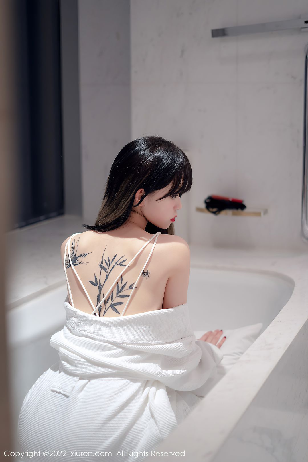 [XIUREN秀人网] 2022.02.21 NO.4611 奶瓶. [55P-438MB]