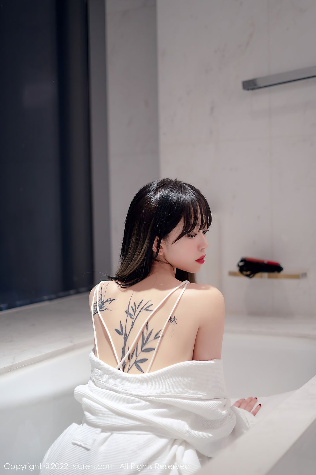 [XIUREN秀人网] 2022.02.21 NO.4611 奶瓶. [55P-438MB]
