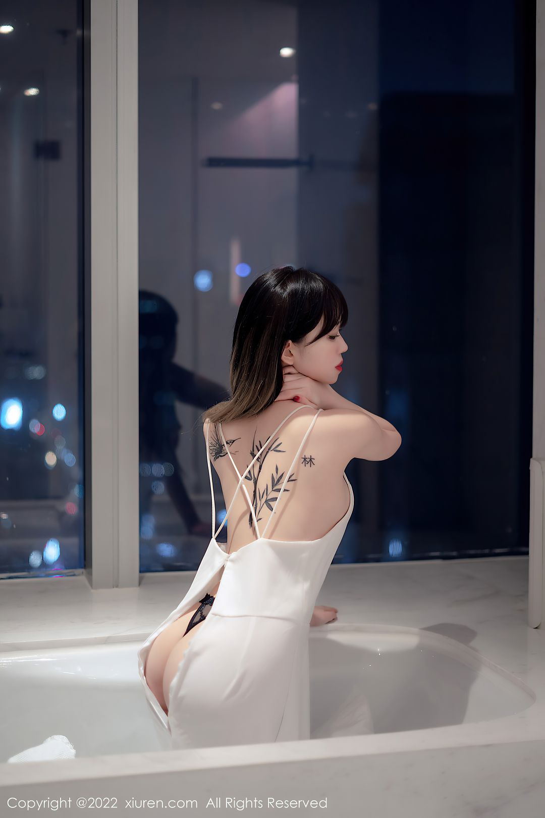 [XIUREN秀人网] 2022.02.21 NO.4611 奶瓶. [55P-438MB]