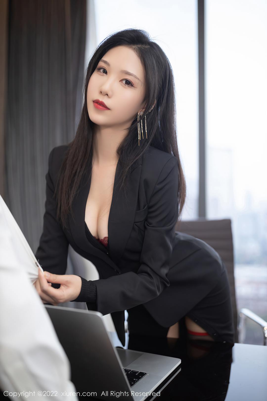 [XIUREN秀人网] 2022.04.20 NO.4897 利世 [87P-1008MB]