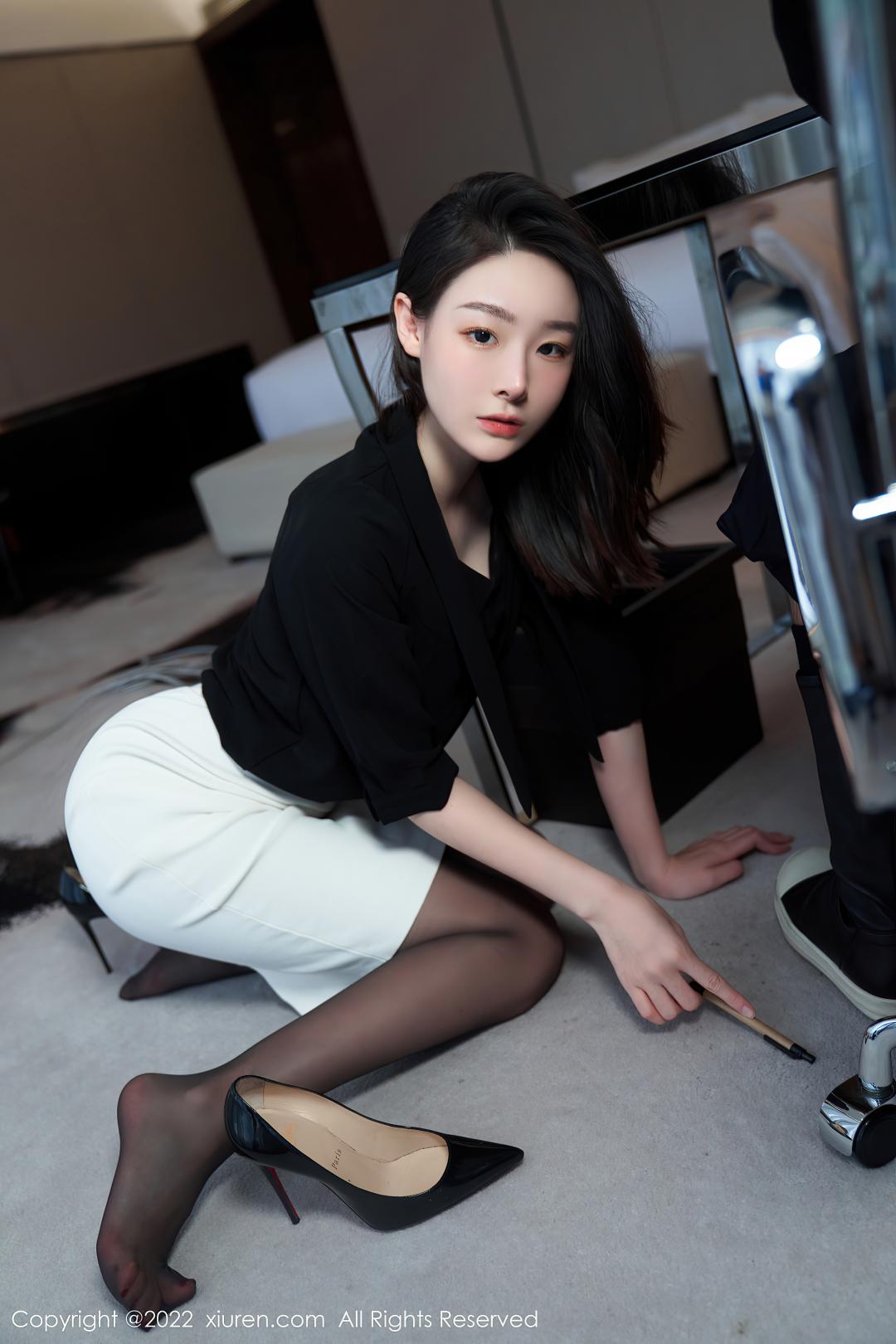 [XIUREN秀人网] 2022.07.21 NO.5312 是小逗逗 [90P-737MB]