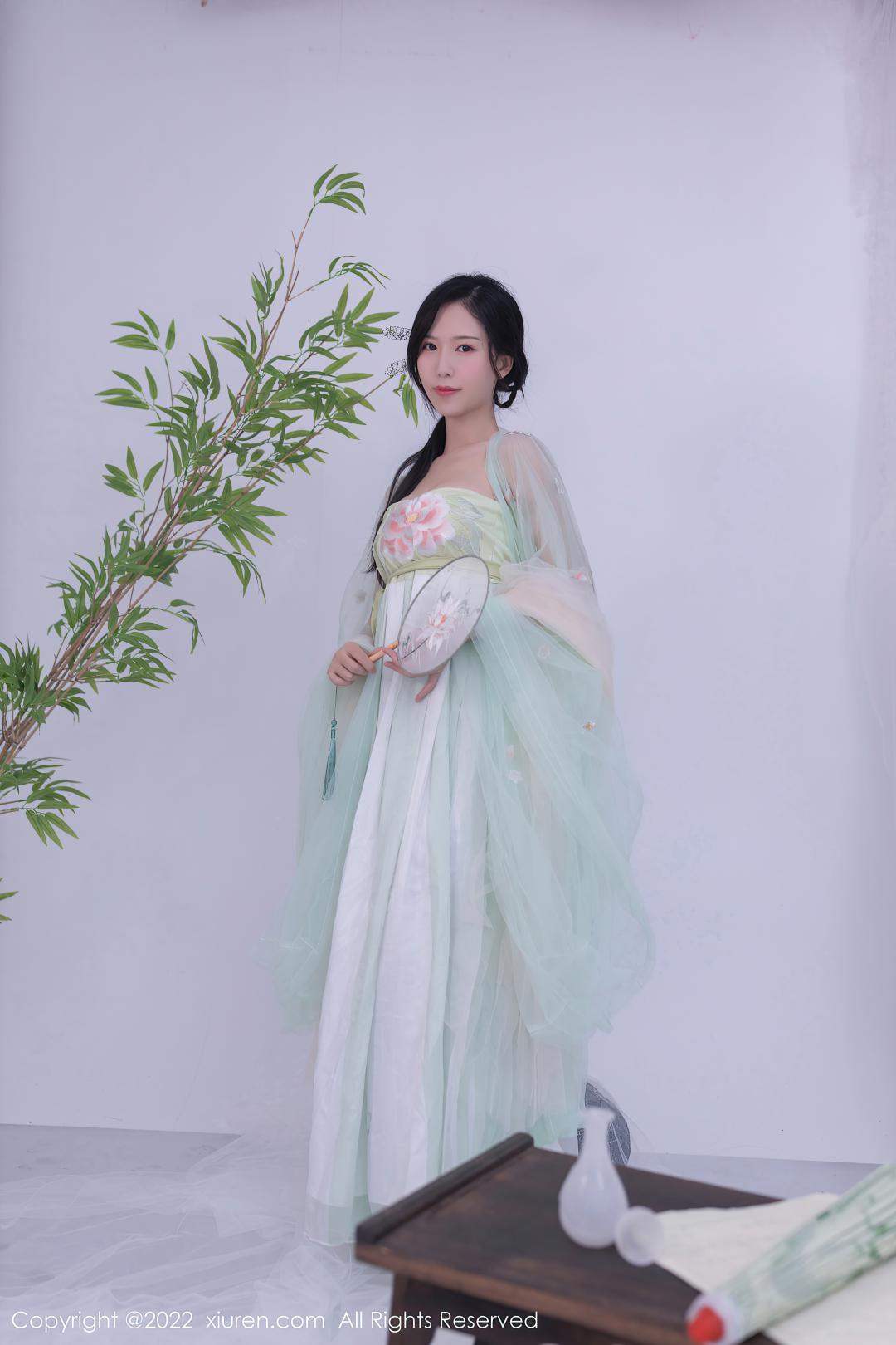 [XIUREN秀人网] 2022.07.27 NO.5345 利世 [72P-542MB]