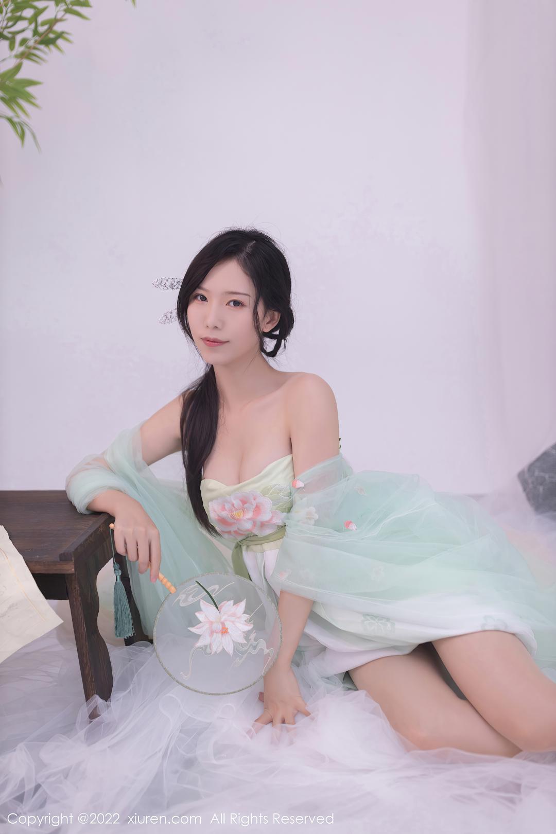 [XIUREN秀人网] 2022.07.27 NO.5345 利世 [72P-542MB]