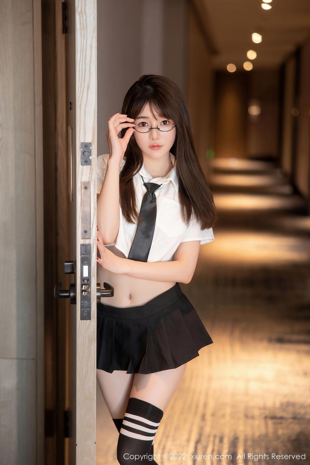 [XIUREN秀人网] 2022.08.01 NO.5365 婠婠么 [98P-819MB]