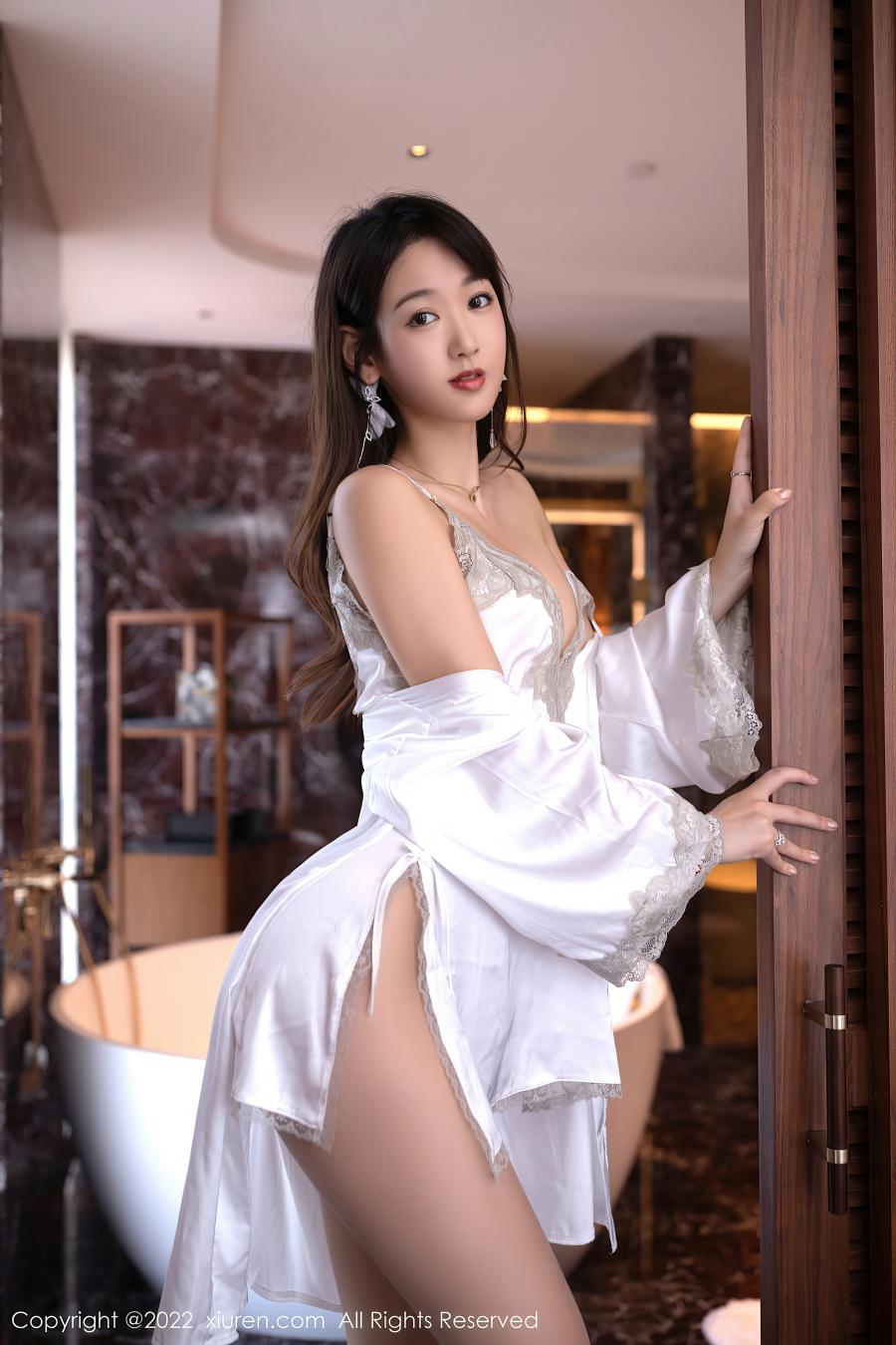 [XIUREN秀人网] 2022.09.05 NO.5545 唐安琪 [81P-737MB]