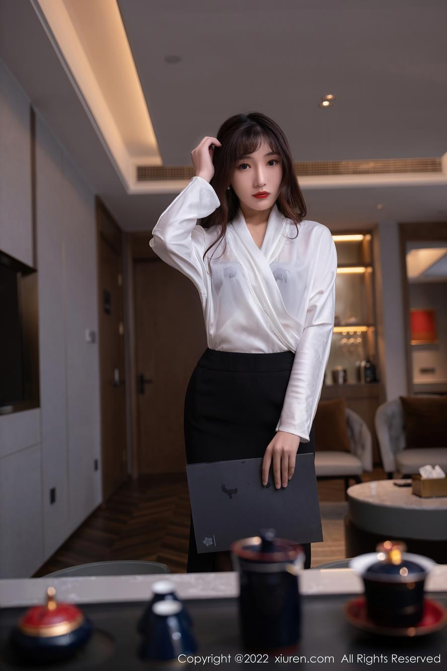 [XIUREN秀人网] 2022.09.08 NO.5564 陆萱萱 [80P-777MB]