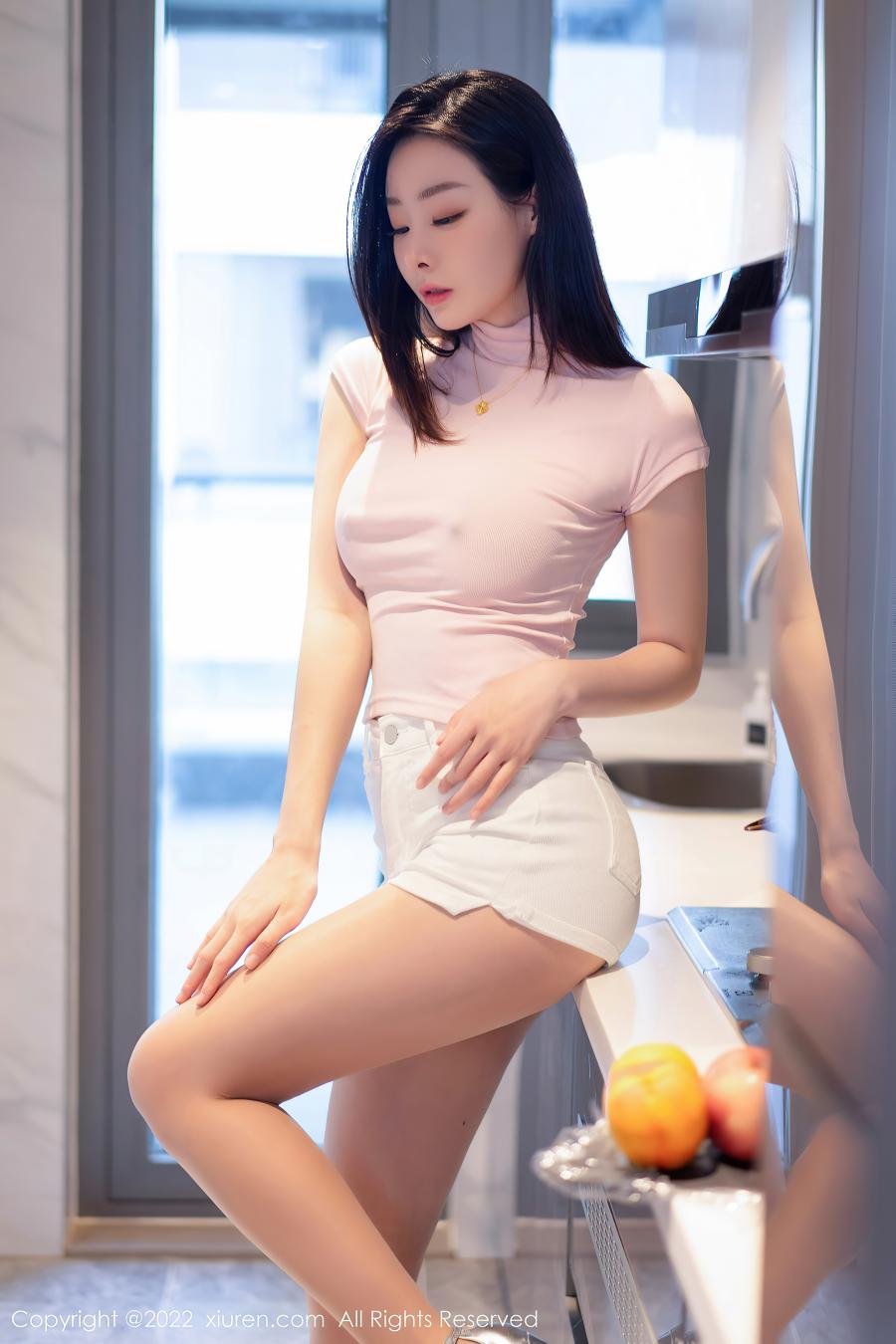 [XIUREN秀人网] 2022.09.15 NO.5593 是小逗逗 [77P-607BM]