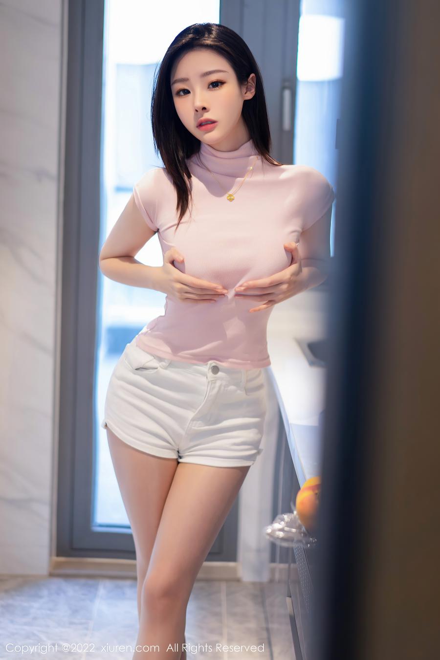 [XIUREN秀人网] 2022.09.15 NO.5593 是小逗逗 [77P-607BM]