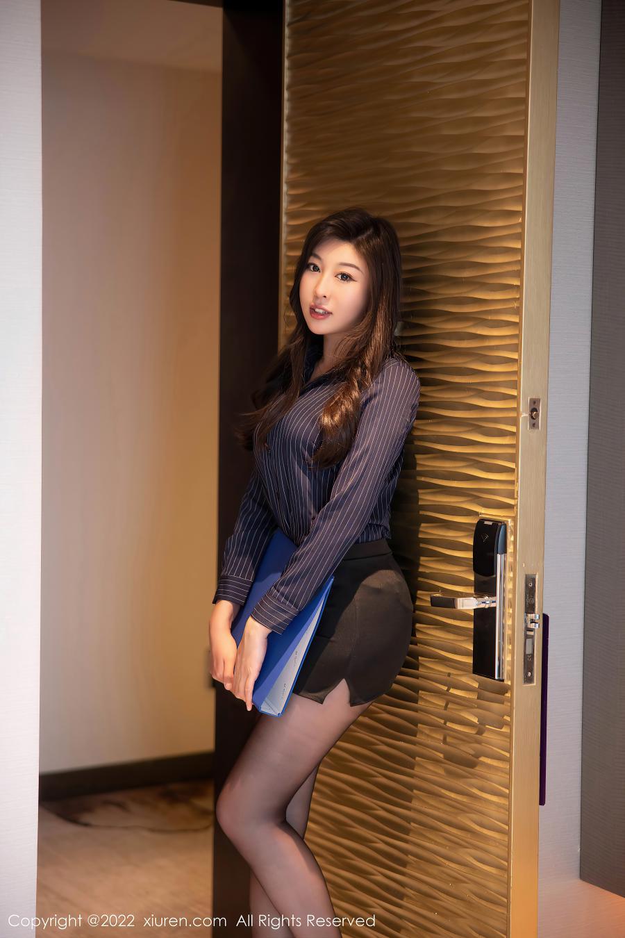 [XIUREN秀人网] 2022.09.19 NO.5604 卡卡酱 [85P-795MB]