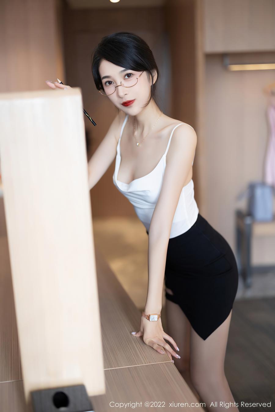 [XIUREN秀人网] 2022.09.28 NO.5656 林乐一 [90P-697MB]