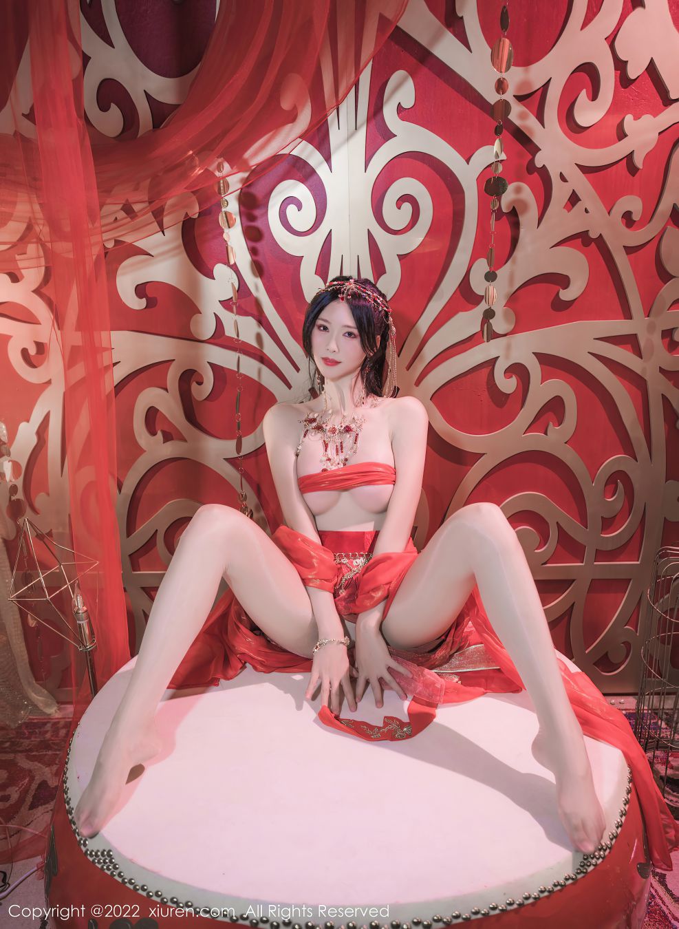 [XIUREN秀人网] 2022.10.12 NO.5699 利世 [63P-684MB]