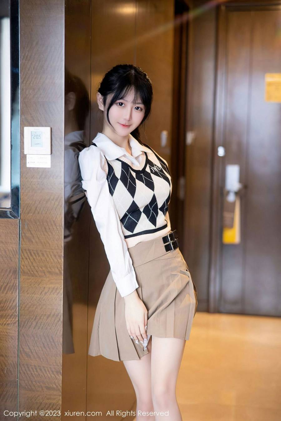 [XIUREN秀人网] 2023.02.27 NO.6329 谢小蒽 [94P-898MB]